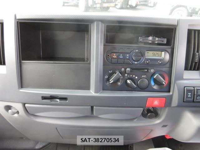 Isuzu ELF TRUCK 2017-09 7961408-12