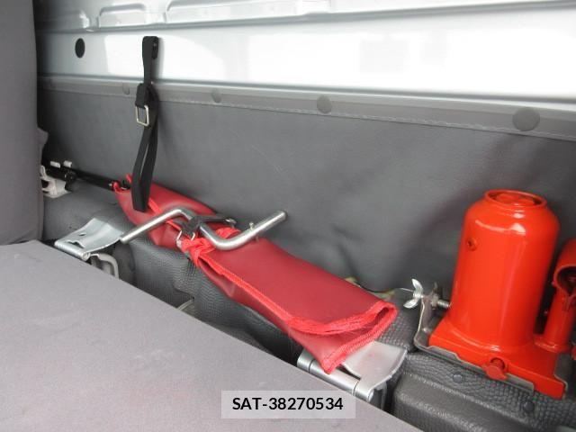 Isuzu ELF TRUCK 2017-09 7961408-17