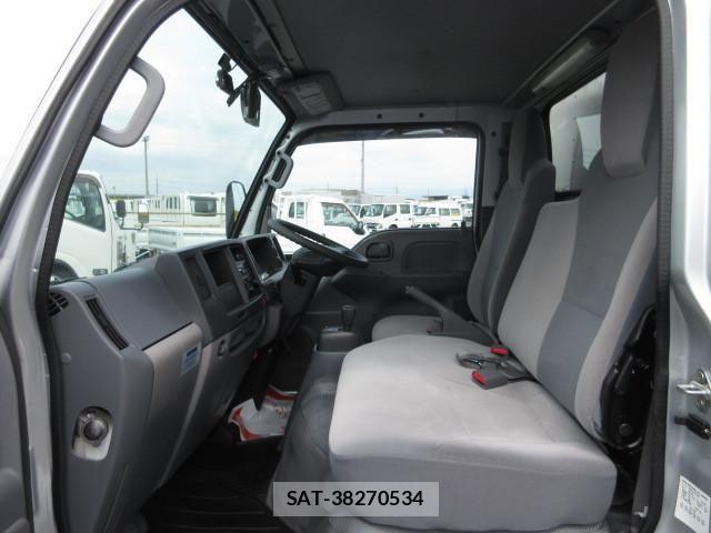 Isuzu ELF TRUCK 2017-09 7961408-18