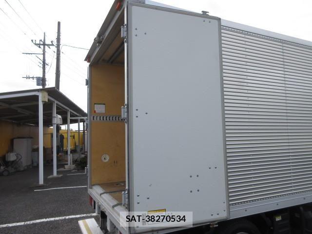 Isuzu ELF TRUCK 2017-09 7961408-24