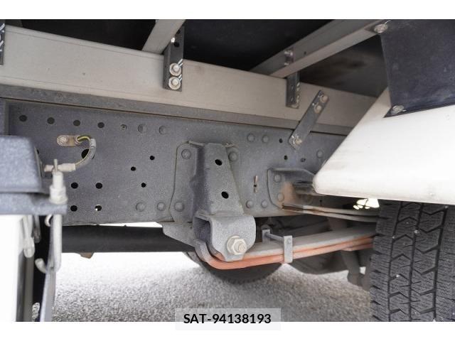Isuzu ELF TRUCK 2021-04 7961421-10