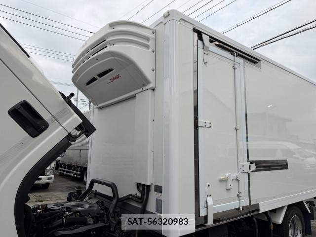 Isuzu ELF TRUCK 2018-04 7961448-9
