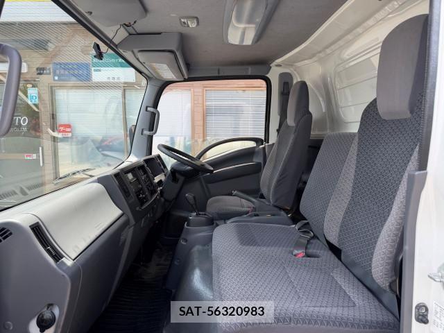 Isuzu ELF TRUCK 2018-04 7961448-24