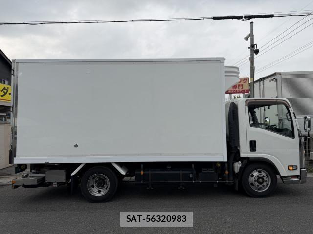 Isuzu ELF TRUCK 2018-04 7961448-3