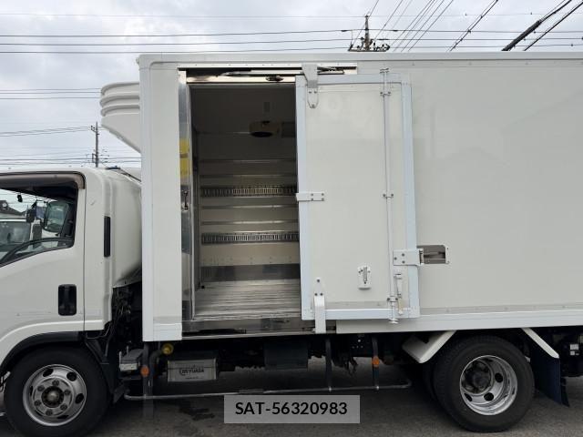 Isuzu ELF TRUCK 2018-04 7961448-8