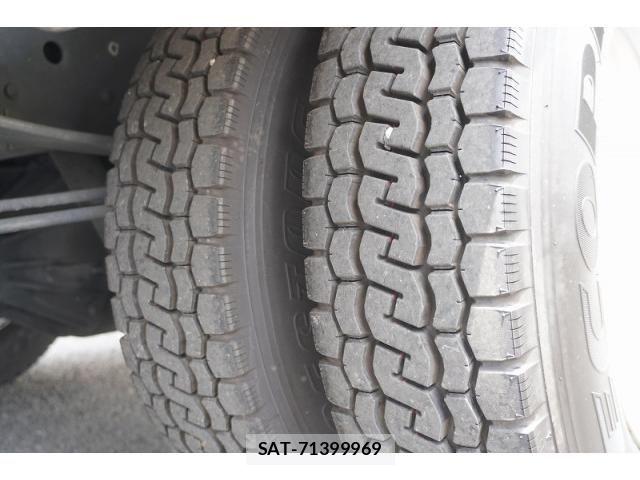 Isuzu ELF TRUCK 2020-05 7961428-9