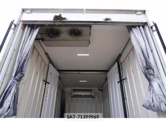 Isuzu ELF TRUCK 2020-05 7961428-20