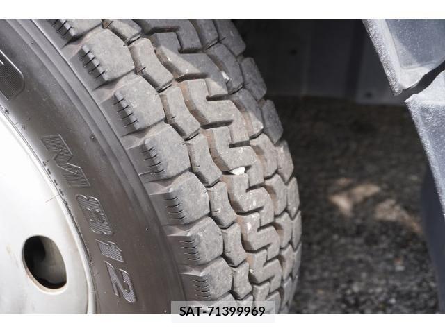 Isuzu ELF TRUCK 2020-05 7961428-8