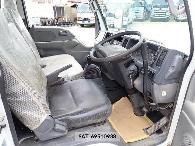Isuzu ELF TRUCK 2015-09 7961453-10