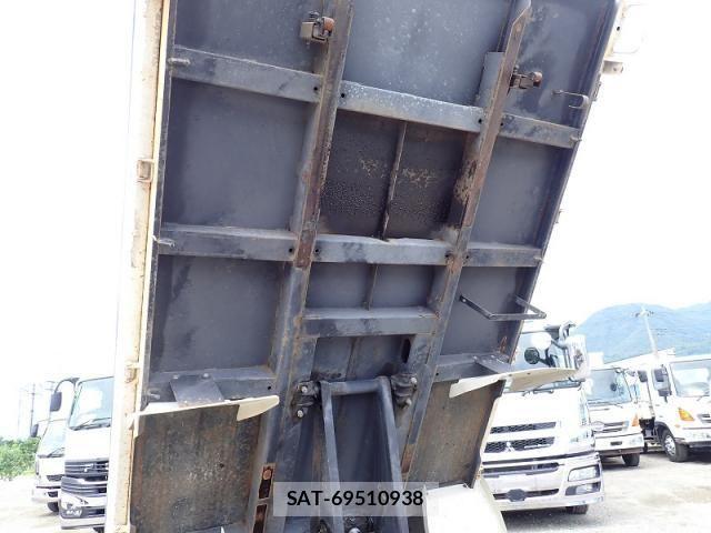 Isuzu ELF TRUCK 2015-09 7961453-16