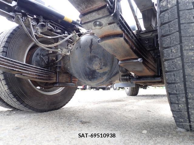 Isuzu ELF TRUCK 2015-09 7961453-19