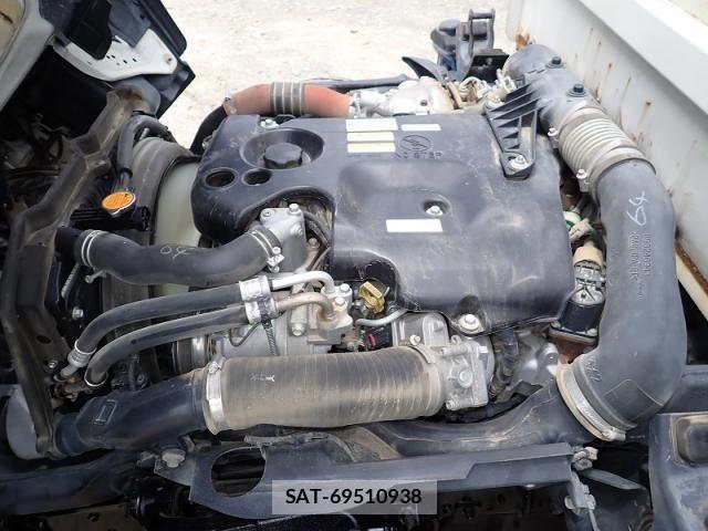 Isuzu ELF TRUCK 2015-09 7961453-22