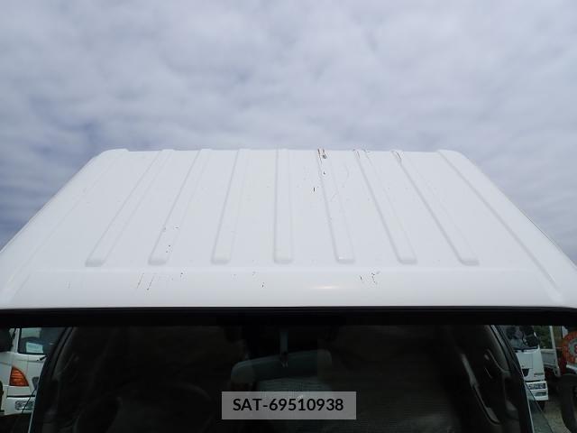 Isuzu ELF TRUCK 2015-09 7961453-23