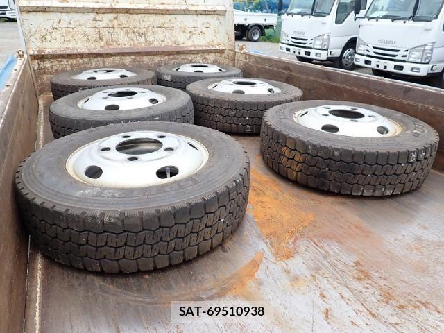 Isuzu ELF TRUCK 2015-09 7961453-25