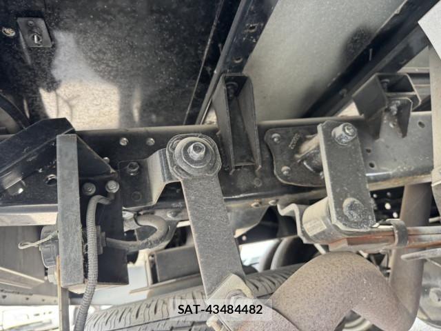 Isuzu ELF TRUCK 2016-03 7961455-17