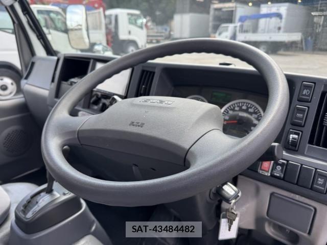 Isuzu ELF TRUCK 2016-03 7961455-24
