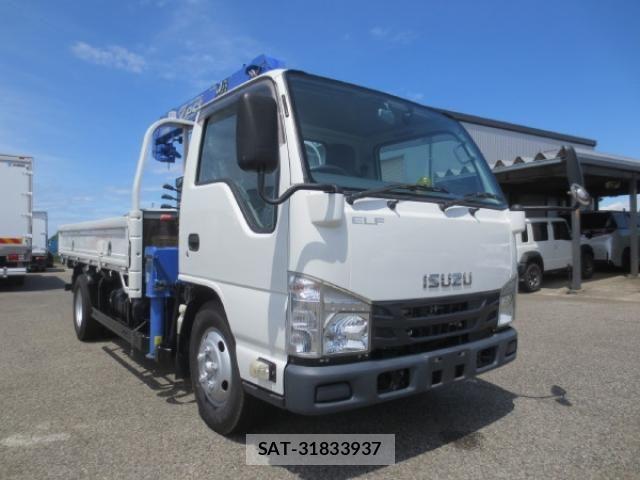 Isuzu ELF TRUCK 2018-01 7961394-1