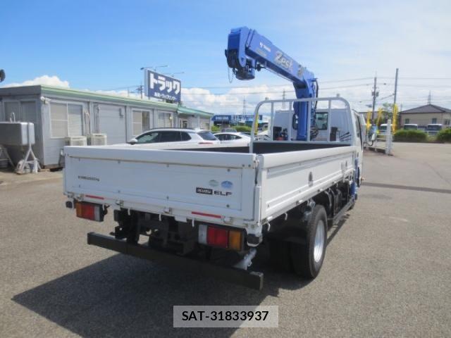 Isuzu ELF TRUCK 2018-01 7961394-3