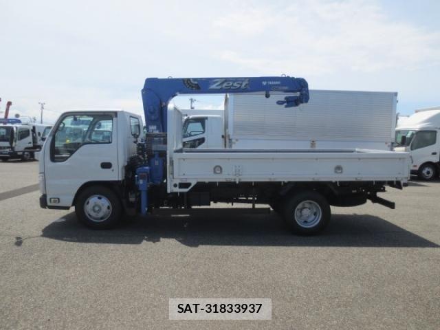 Isuzu ELF TRUCK 2018-01 7961394-8