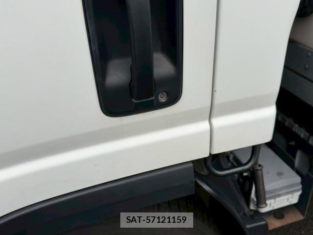 Isuzu ELF TRUCK 2017-06 7961396-19