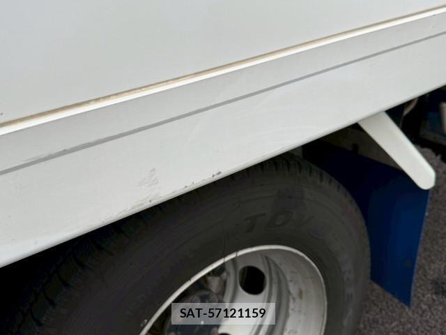 Isuzu ELF TRUCK 2017-06 7961396-23