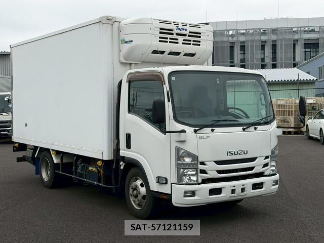 Isuzu ELF TRUCK 2017-06 7961396-2