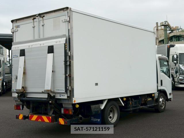 Isuzu ELF TRUCK 2017-06 7961396-3