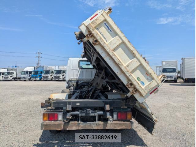 Isuzu ELF TRUCK 2019-07 7961409-27