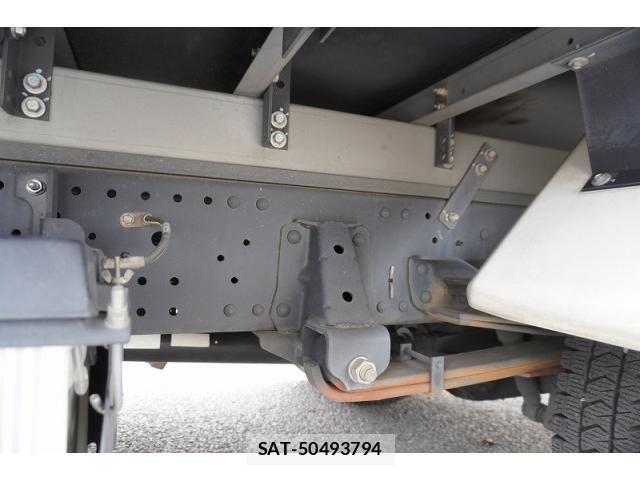 Isuzu ELF TRUCK 2020-05 7961429-10