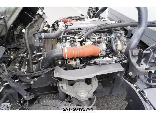 Isuzu ELF TRUCK 2020-05 7961429-13