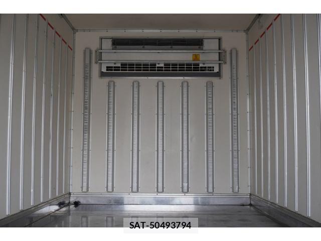 Isuzu ELF TRUCK 2020-05 7961429-21