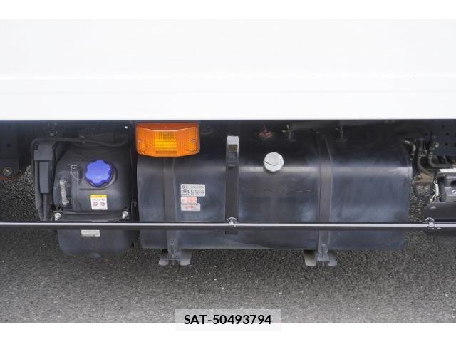 Isuzu ELF TRUCK 2020-05 7961429-26