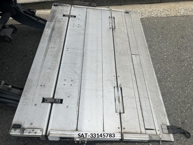 Isuzu ELF TRUCK 2010-06 7961413-10