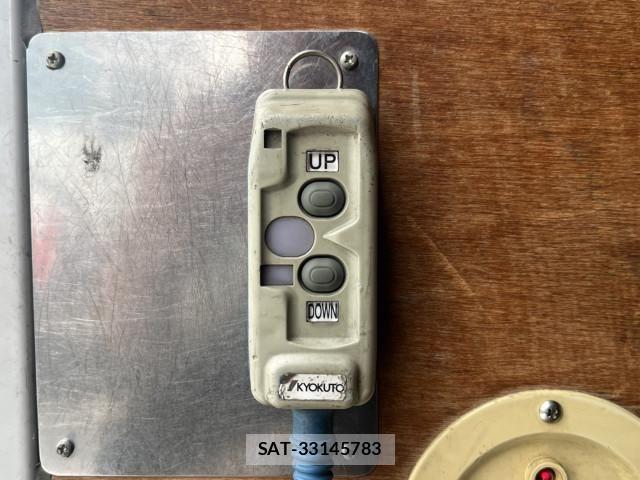 Isuzu ELF TRUCK 2010-06 7961413-16