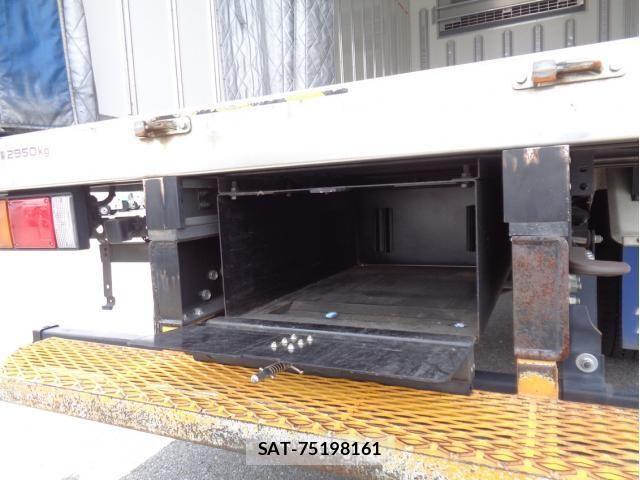 Isuzu ELF TRUCK 2021-05 7961441-9