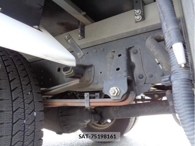 Isuzu ELF TRUCK 2021-05 7961441-13