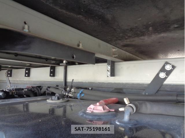 Isuzu ELF TRUCK 2021-05 7961441-15