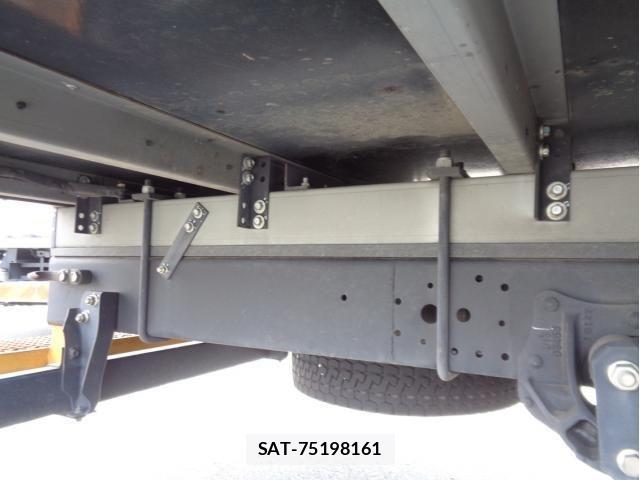 Isuzu ELF TRUCK 2021-05 7961441-16