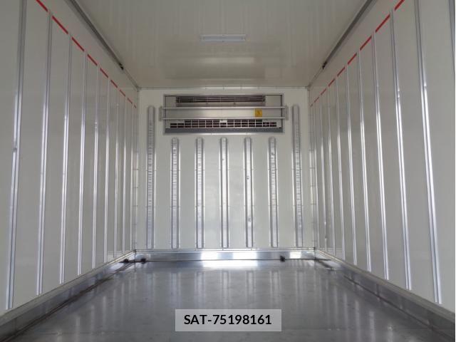 Isuzu ELF TRUCK 2021-05 7961441-6