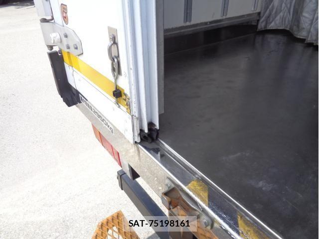 Isuzu ELF TRUCK 2021-05 7961441-7