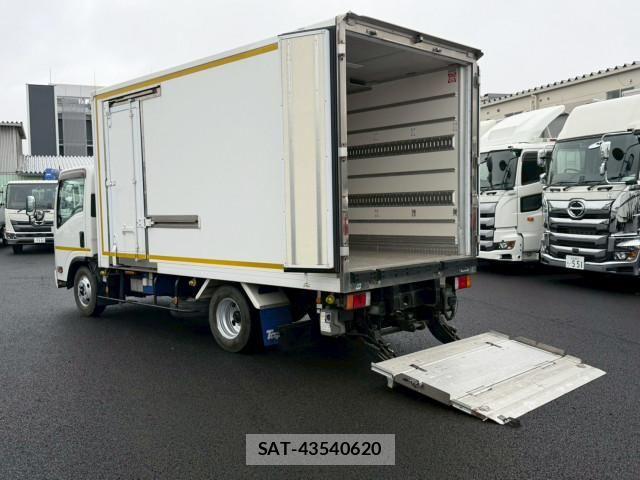 Isuzu ELF TRUCK 2019-03 7961374-15