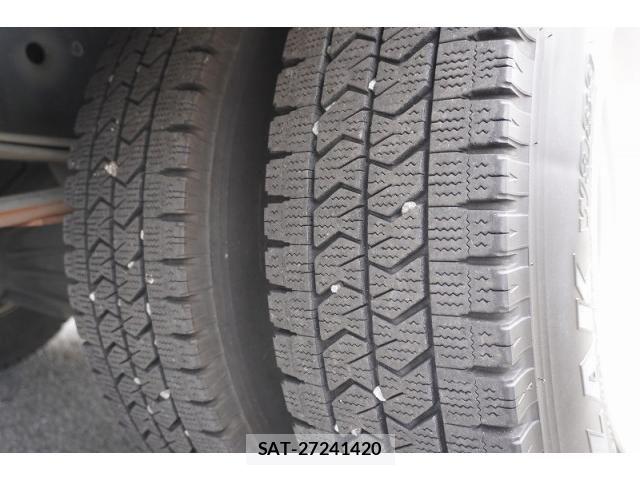 Isuzu ELF TRUCK 2021-05 7961430-9