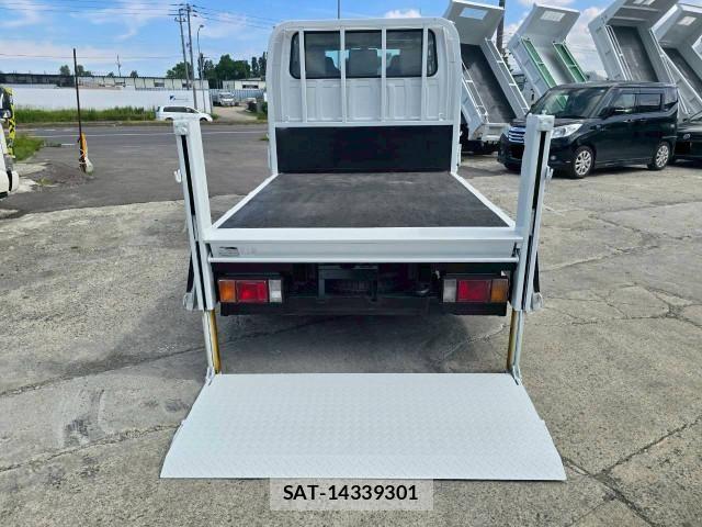 Isuzu ELF TRUCK 2006-04 7961465-12
