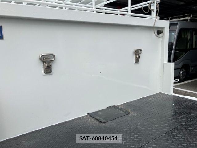 Isuzu ELF TRUCK 2007-07 7961468-12