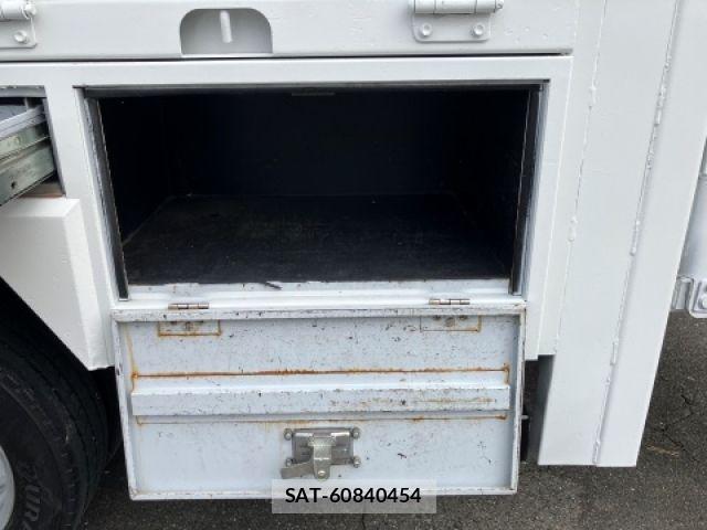 Isuzu ELF TRUCK 2007-07 7961468-17