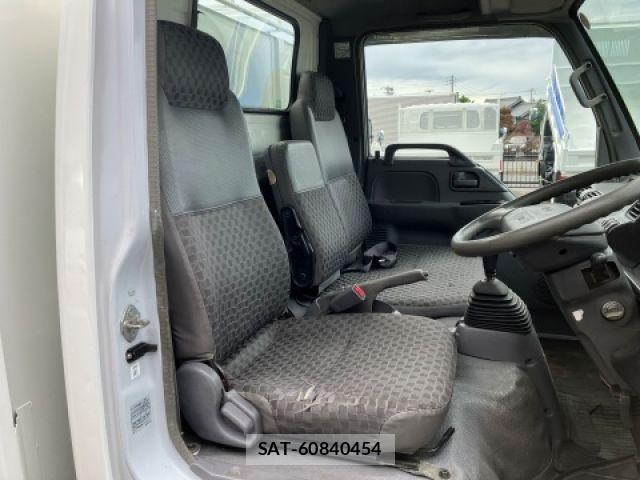 Isuzu ELF TRUCK 2007-07 7961468-27