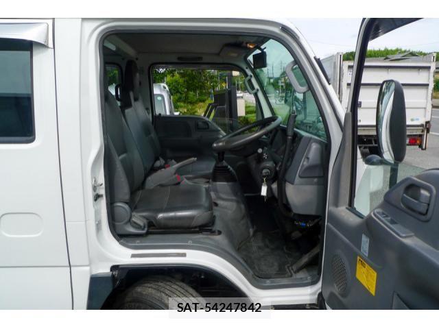 Isuzu ELF TRUCK 2014-07 7961426-16