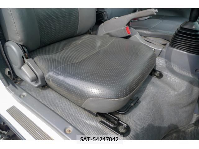 Isuzu ELF TRUCK 2014-07 7961426-18