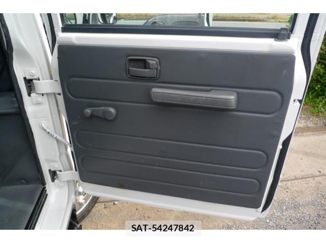 Isuzu ELF TRUCK 2014-07 7961426-22