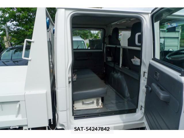 Isuzu ELF TRUCK 2014-07 7961426-23